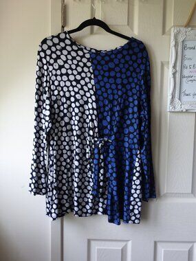 Polka Dot Two-Tone Long Sleeve Women's Top - Blue & White